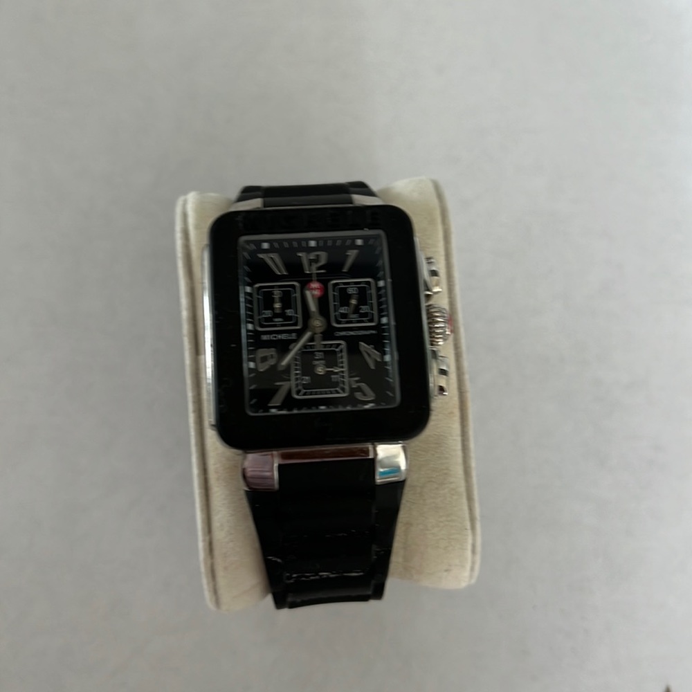 MICHELE | Tahitan Jelly Bean Watch Battery needs to be replaced.